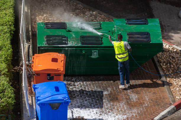 Best Concrete Pressure Washing  in Dade City North, FL